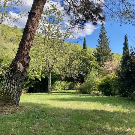 Batisse Le Moulinage Du Luol Avec Parc Arbore * Saint-Privat (Ardeche)